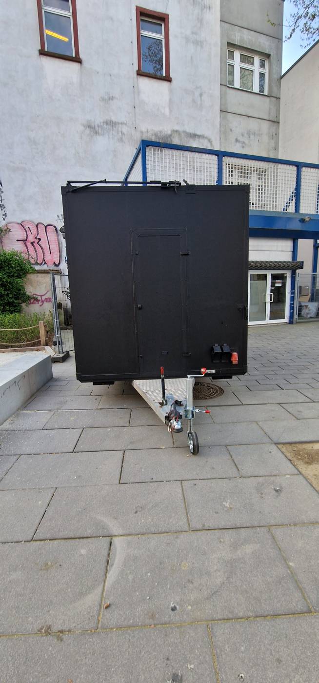 Anhänger & Folierung – Manolo Werbung Offenbach