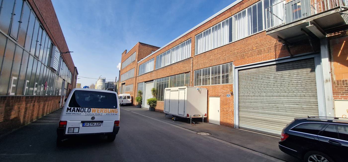 Wandbeschriftung – Manolo Werbung Offenbach