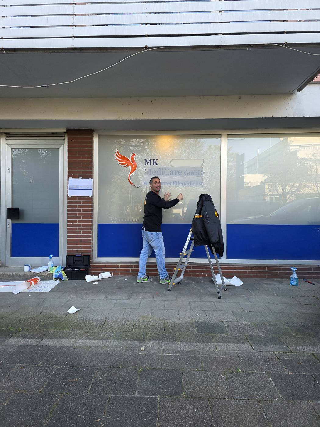 Wandbeschriftung – Manolo Werbung Offenbach